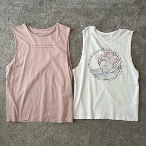 Men’s Tank Top Bundle Size L